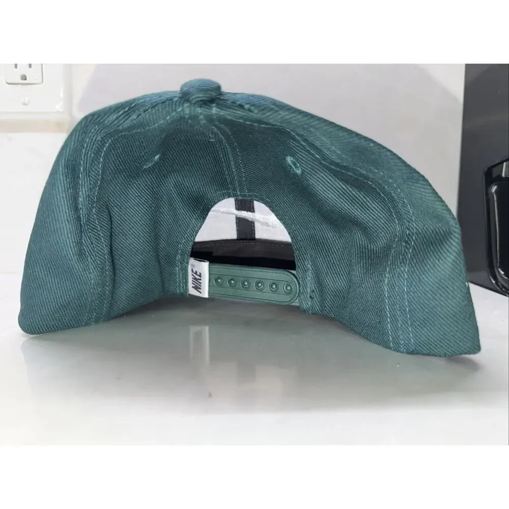 Vintage Nike Hat Cap Green Center Swoosh Snap Back White Tag F5-01-04-CCH #56323
